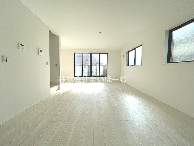 ��ʌ�����s�ŉ�3���ڂ̐V�z��ˌ��Ẵ��r���O