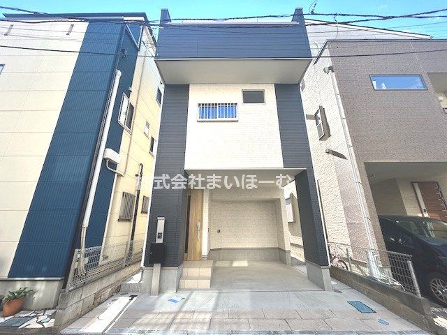 ��ʌ�����s��O��2���ڂ̐V�z��ˌ��Ă̌��n�O�ώʐ^