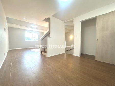 ��ʌ�����s��O��2���ڂ̐V�z��ˌ��Ẵ��r���O