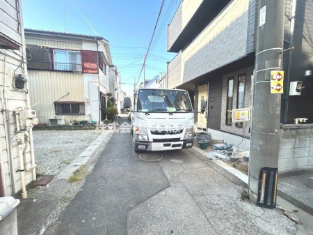 ��ʌ�����s�ŉ�2���ڂ̐V�z��ˌ��Ă̌��n�O�ώʐ^