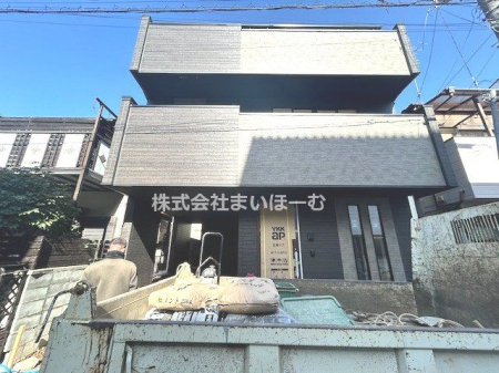 ��ʌ�����s�ŉ�2���ڂ̐V�z��ˌ��Ă̌��n�O�ώʐ^