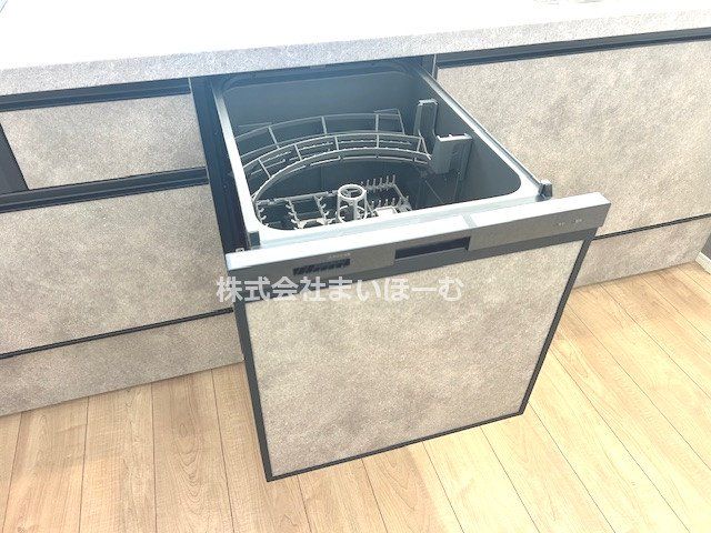 ��ʌ�����s�O��4���ڂ̐V�z��ˌ��Ă̂��̑�