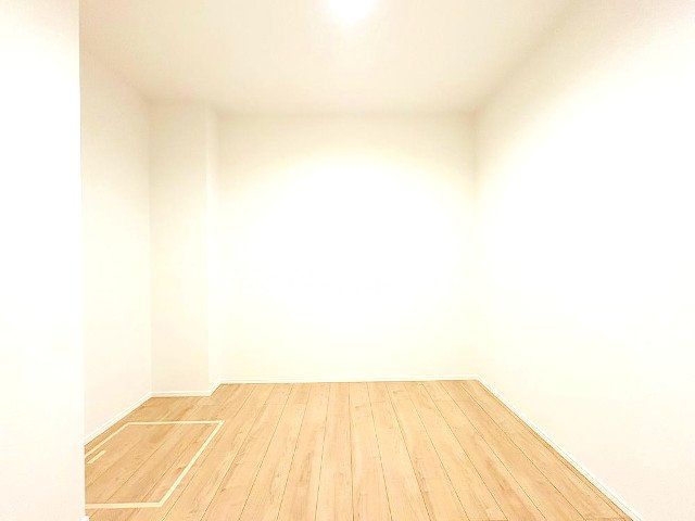 ��ʌ�����s�O��4���ڂ̐V�z��ˌ��Ă̎��[