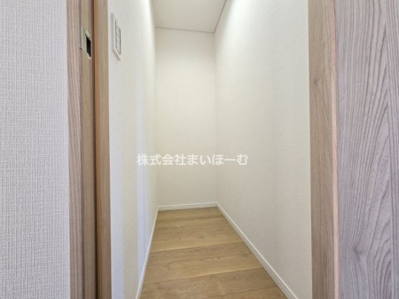 ��ʌ������s�J�˒�1818-3�̒��È�ˌ��Ă̎��[