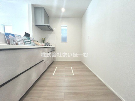 ��ʌ�����s�厚���s�̍��� �̐V�z��ˌ��ẴL�b�`��