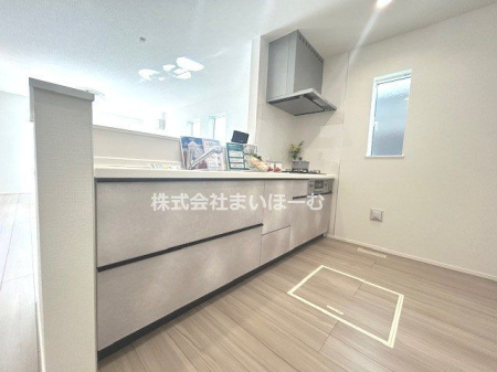 ��ʌ�����s�厚���s�̍��� �̐V�z��ˌ��ẴL�b�`��