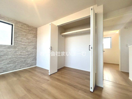 ��ʌ�����s���4���ڂ̐V�z��ˌ��Ă̎��[