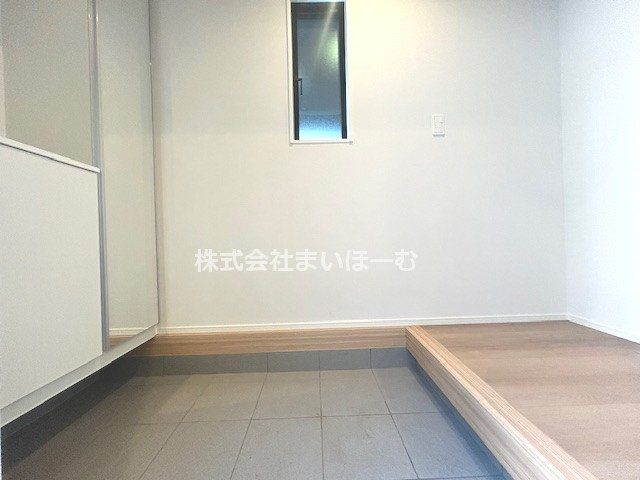 ��ʌ�����s���4���ڂ̐V�z��ˌ��Ă̌���