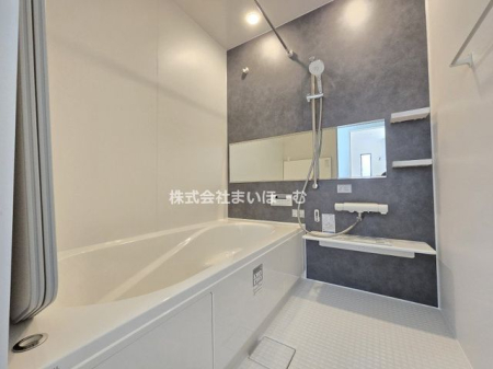 ��ʌ�����s�≺��2���ڂ̐V�z��ˌ��Ă̗���