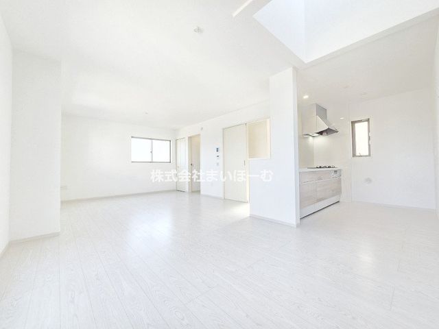 ��ʌ��������܎s�Y�a�搣����4���ڂ̐V�z��ˌ��Ẵ��r���O