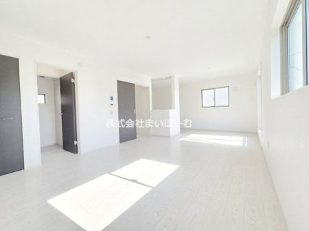 ��ʌ��������܎s�Y�a�搣����4���ڂ̐V�z��ˌ��Ẵ��r���O