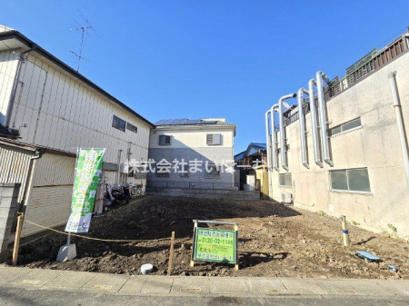 ��ʌ�����s�씵���J2���ڂ̐V�z��ˌ��Ă̌��n�O�ώʐ^