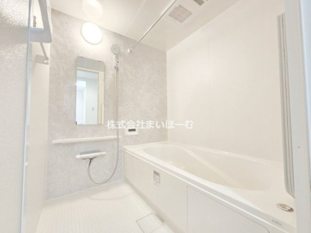 ��ʌ�����s������1���ڂ̐V�z��ˌ��Ă̗���