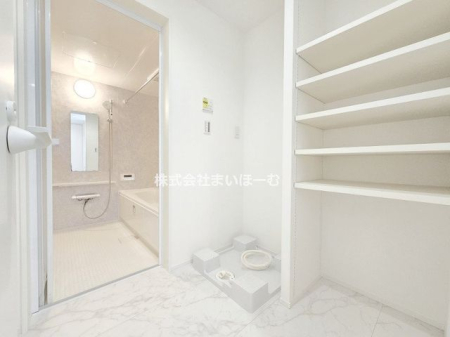 ��ʌ�����s������1���ڂ̐V�z��ˌ��Ă̐��ʑ�E���ʏ�