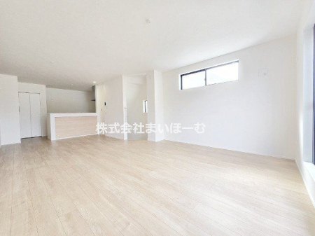 ��ʌ�����s������2���ڂ̐V�z��ˌ��Ẵ��r���O