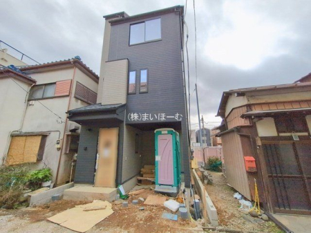 ��ʌ�����s��2���ڂ̐V�z��ˌ��Ă̌��n�O�ώʐ^