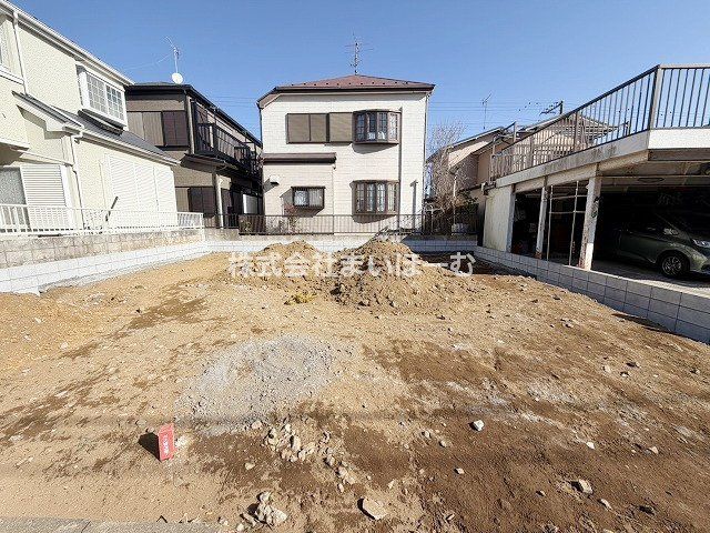 ��t���D���s�K�u���8���ڂ̐V�z��ˌ��Ă̌��n�O�ώʐ^