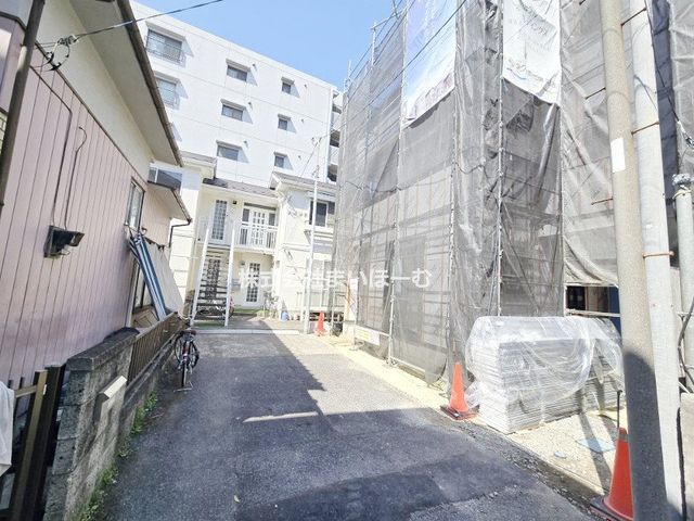 ��ʌ�����s�씵���J4���ڂ̐V�z��ˌ��Ă̌��n�O�ώʐ^