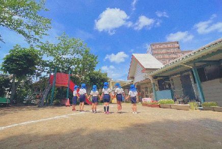 �����s������Z��2���ڂ̒��È�ˌ��Ă̎��ӊ�