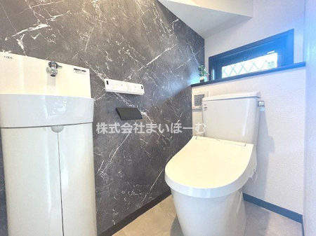 ��ʌ�����s�Ԉ�3���ڂ̒��È�ˌ��Ẵg�C��