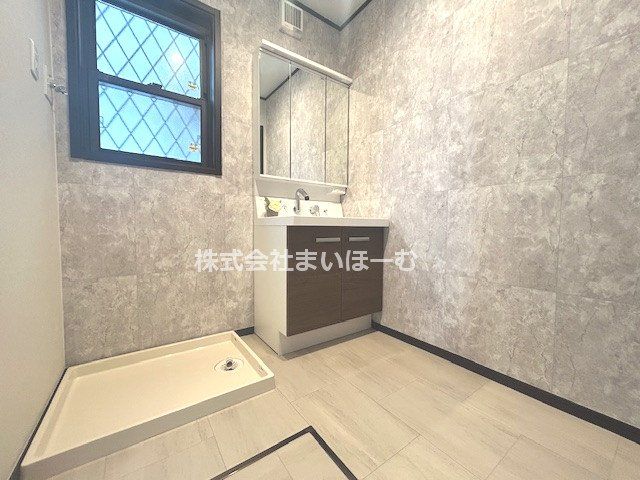 ��ʌ�����s�Ԉ�3���ڂ̒��È�ˌ��Ă̐��ʑ�E���ʏ�