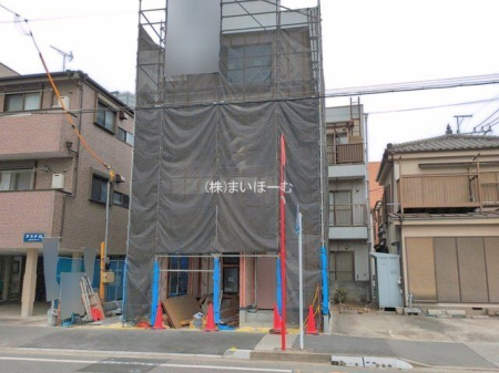 ��ʌ�����s���R�� �̐V�z��ˌ��Ă̌��n�O�ώʐ^