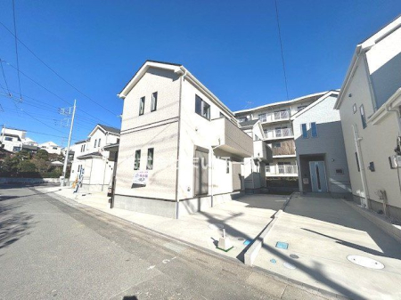 ��ʌ�����s�厚���{�� �̐V�z��ˌ��Ă̌��n�O�ώʐ^