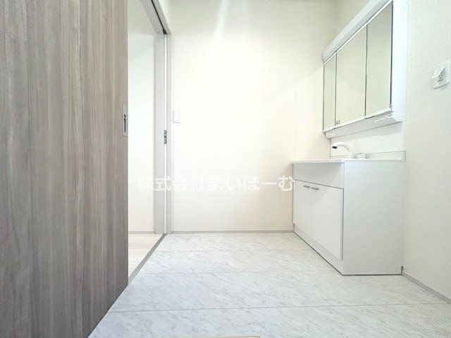 ��ʌ�����s�厚���{�� �̐V�z��ˌ��Ă̐��ʑ�E���ʏ�