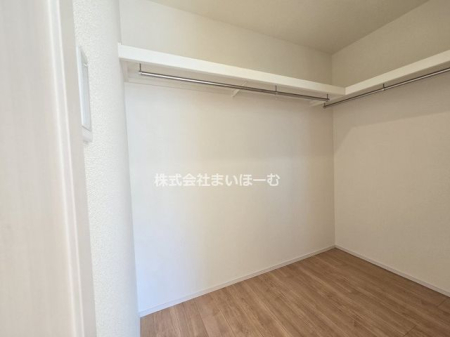 �����s���揬����4���ڂ̐V�z��ˌ��Ă̎��[