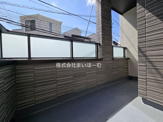 �����s���揬����4���ڂ̐V�z��ˌ��Ẵo���R�j�[