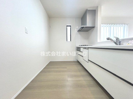 ��ʌ�����s�˒˓�4���ڂ̐V�z��ˌ��ẴL�b�`��