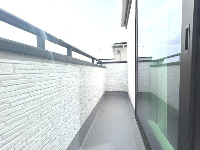 ��ʌ�����s�˒˓�4���ڂ̐V�z��ˌ��Ẵo���R�j�[