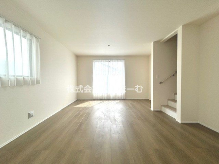 ��ʌ�����s�˒˓�4���ڂ̐V�z��ˌ��Ẵ��r���O