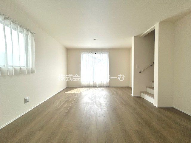 ��ʌ�����s�˒˓�4���ڂ̐V�z��ˌ��Ẵ��r���O