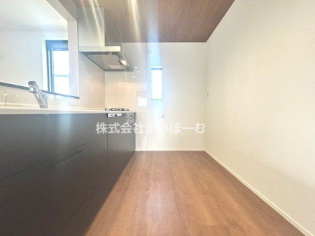 ��ʌ�����s�厚�V�x �̐V�z��ˌ��ẴL�b�`��