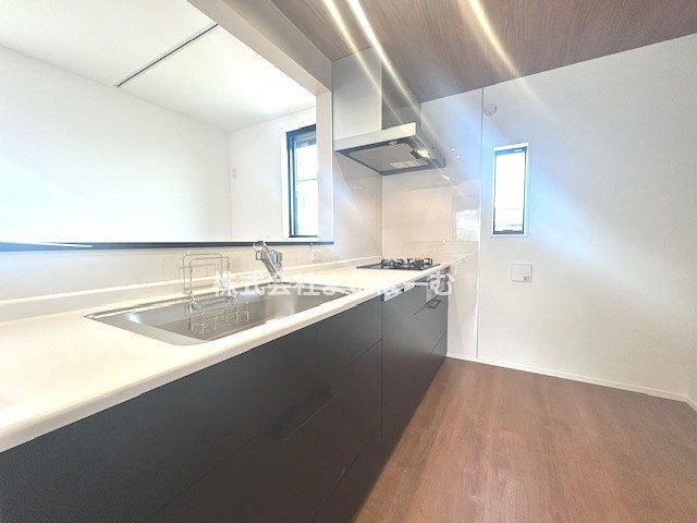 ��ʌ�����s�厚�V�x �̐V�z��ˌ��ẴL�b�`��