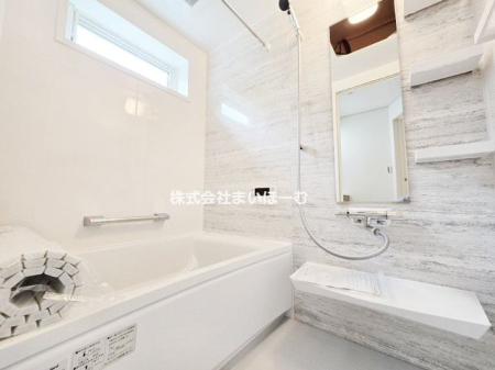 ��ʌ�����s�{��1���ڂ̐V�z��ˌ��Ă̗���