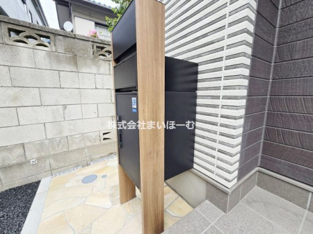 ��ʌ�����s�{��1���ڂ̐V�z��ˌ��Ă̌��n�O�ώʐ^