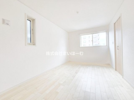 ��ʌ�����s�{��1���ڂ̐V�z��ˌ��Ă̂��̑�����