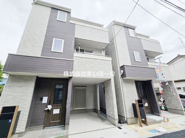 ��ʌ�����s�{��1���ڂ̐V�z��ˌ��Ă̌��n�O�ώʐ^