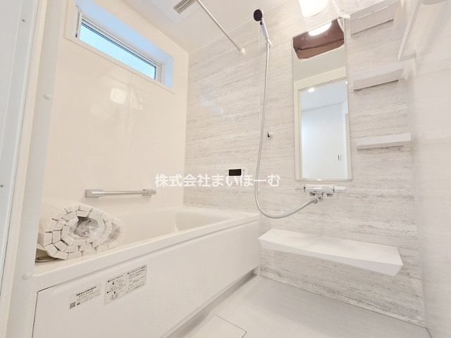 ��ʌ�����s�{��1���ڂ̐V�z��ˌ��Ă̗���