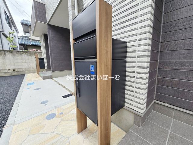 ��ʌ�����s�{��1���ڂ̐V�z��ˌ��Ă̌��n�O�ώʐ^