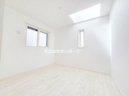 �����s�k��ԉH��3���ڂ̐V�z��ˌ��Ă̂��̑�����