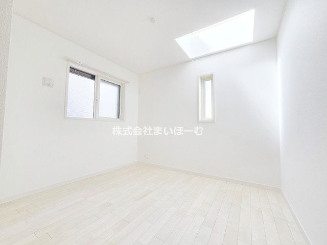 �����s�k��ԉH��3���ڂ̐V�z��ˌ��Ă̂��̑�����